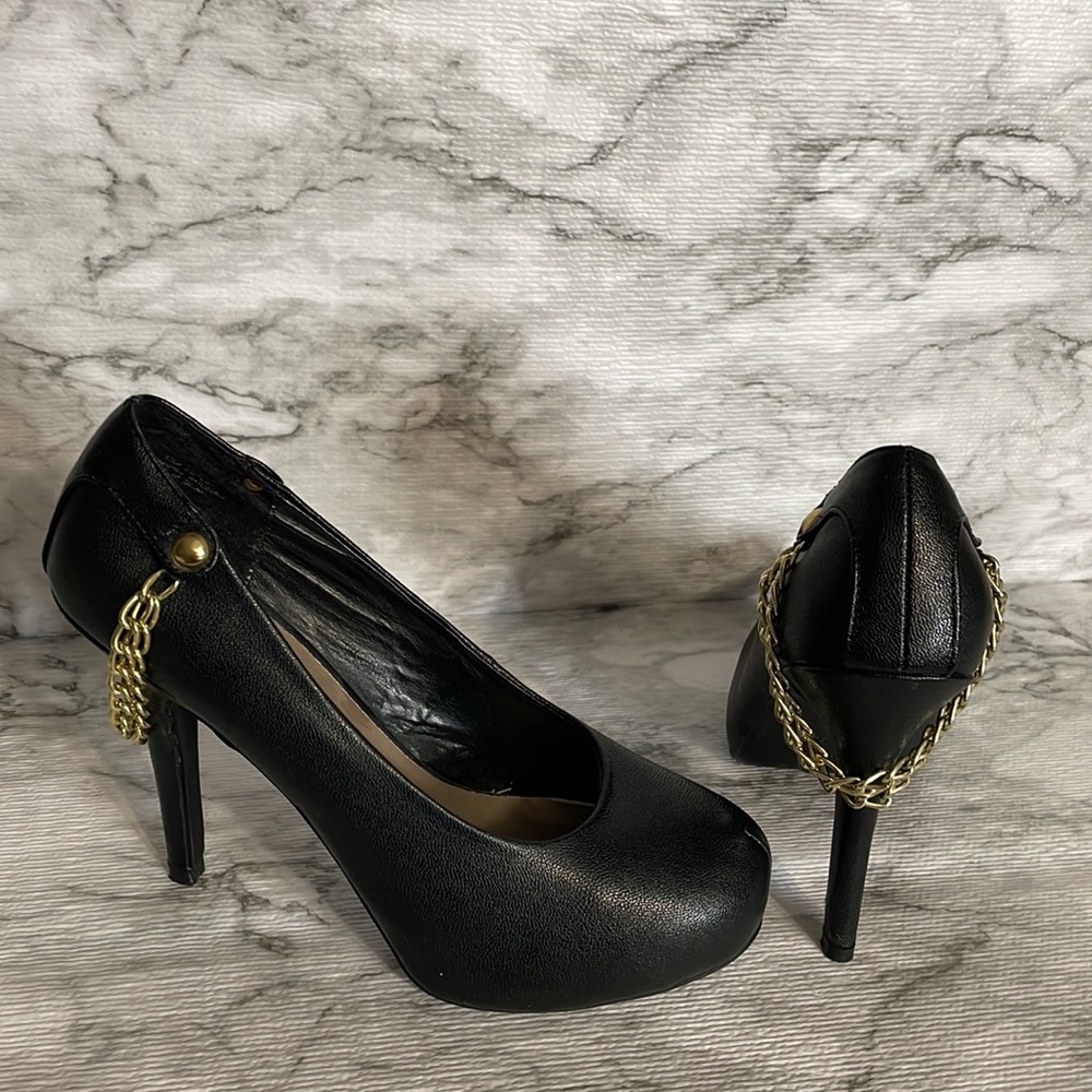 Madeline girl, platform, high heel shoes.